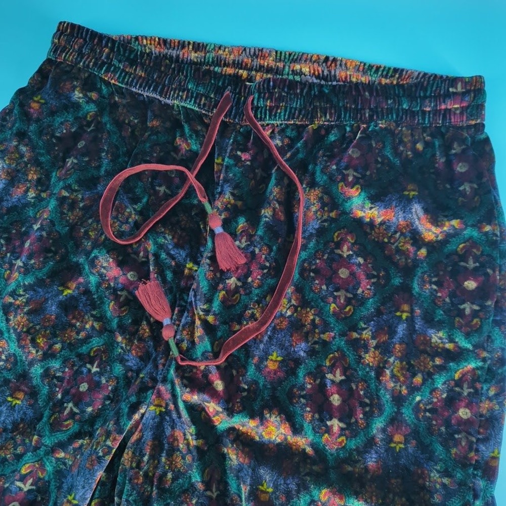 Anthropologie Velvet Harem Pants L Damask Print Boho Tassel Drawstring Wide Leg